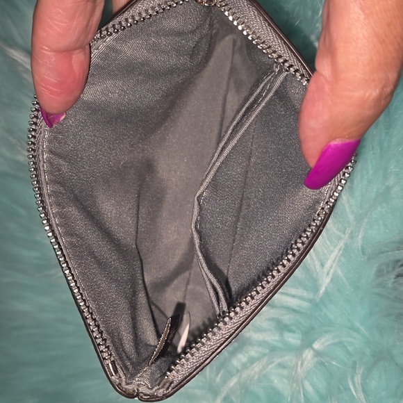 coach grey wristlet nwot - Picture 3 of 3